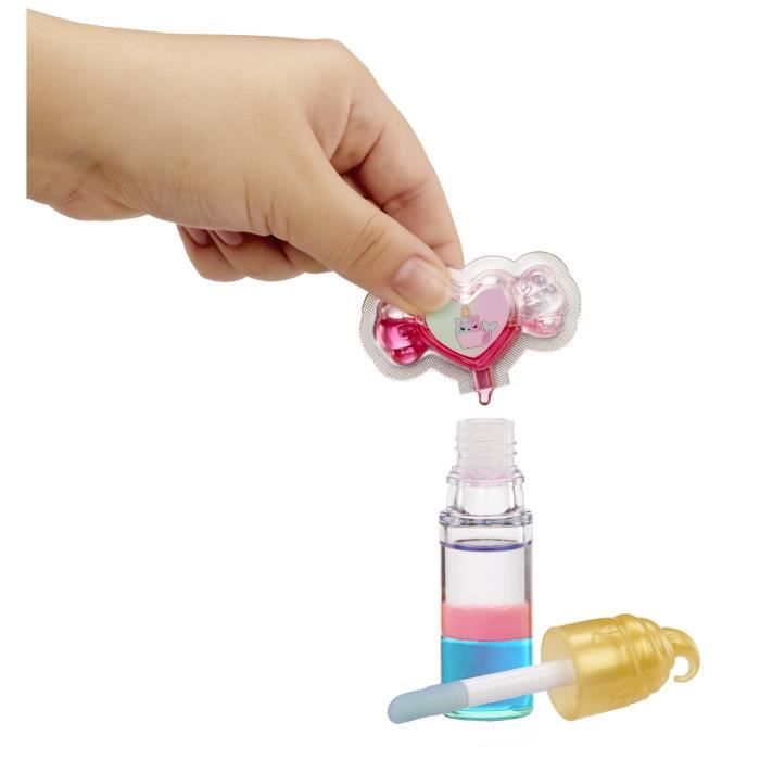 Yummiland Lip Gloss Doll - Color Change Combo - Phoebe Frappe