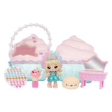 Yummiland Beauty Bag Playset + Lip Gloss Doll - Cupcake Bag - avec Callie Birthday Cake Exclusive, Vernis + Stickers a Ongles, 4 ans