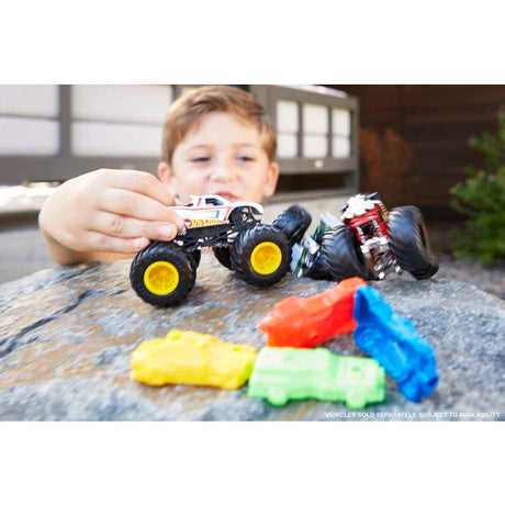 Hot Wheels - Monster Truck - Voiture aux roues géantes - Modele aléatoire