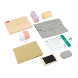 FISHER-PRICE Set de télétravail en Bois, 9 éléments avec ordinateur portable et téléphone en bois HXV11