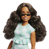 Barbie - Poupée Barbie Fashionistas Robe Vert Menthe avec lunettes - Barbie - HYT96