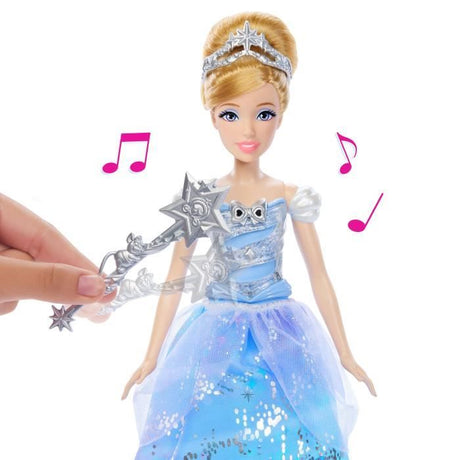 Disney Princess - Poupée Cendrillon et sa Robe Enchantée - Disney Princess - JBF94
