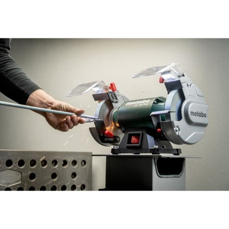 Touret a meuler - METABO - DS 200 Plus - Meules en corindon brun - Pare-étincelles - Porte-piece