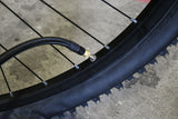 Pompe a pied a manometre homologué - MICHELIN - Modele 2023 - 7 Bars - Flexible 60 cm - Embouts de gonflage inclus