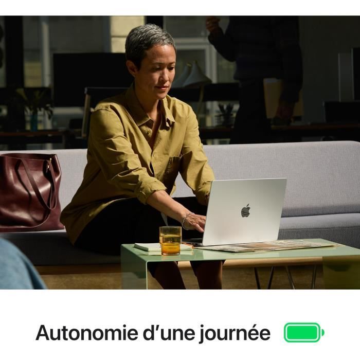 Apple - 14'' MacBook Pro M4 Pro - RAM 24Go - Stockage 512Go SSD - CPU 12 coeurs - GPU 16 coeurs - Noir sidéral