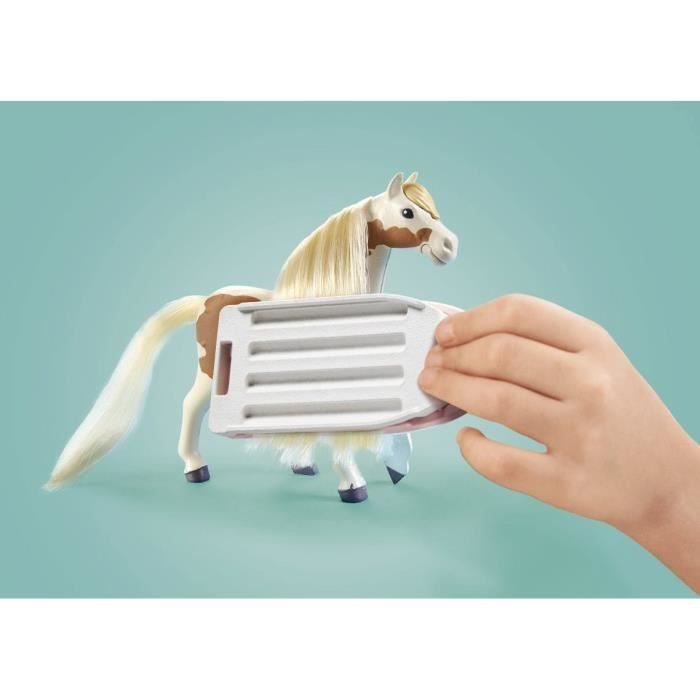 PLAYMOBIL 71639 Ellie avec cheval, Horses of Waterfall, 33 pieces, Des 4 ans