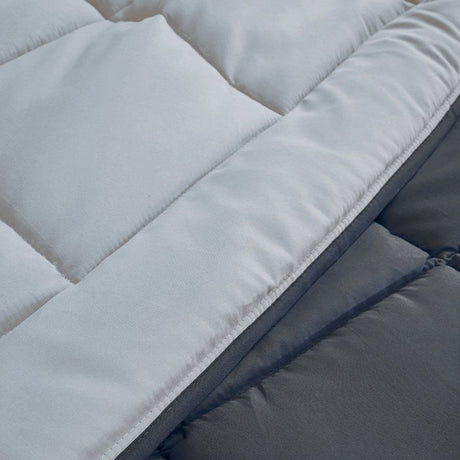 CALGARY - Couette Chaude Microfibre 400gr/m˛ - Gris & Argent -  140 x 200 cm