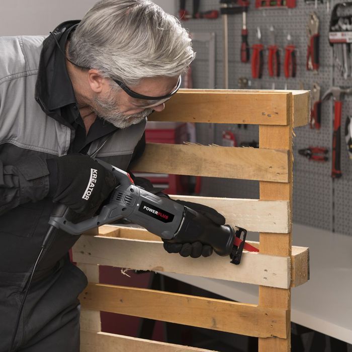 Scie sabre 710w a tete rotative 180°