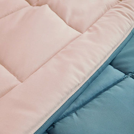 HUDSON - Couette Légere Microfibre - 200gr/m2 - Galet & Lac- 220 x 240 cm