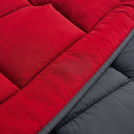 HUDSON - Couette Légere Microfibre - 200gr/m2 - Gris & Rouge - 140 x 200 cm