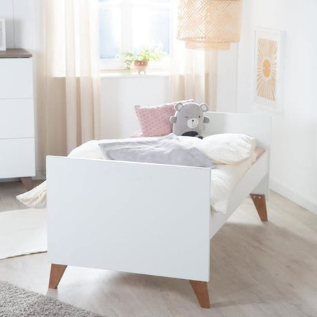 Lit bébé évolutif en lit junior - 70 x 140 cm - ROBA - OLE - Blanc / Pieds chene massif