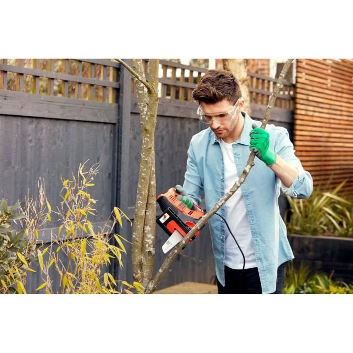 Scie a main filaire - BLACK+DECKER - RS890K-QS - 500W - course 23mm - avec coffret et 3 lames