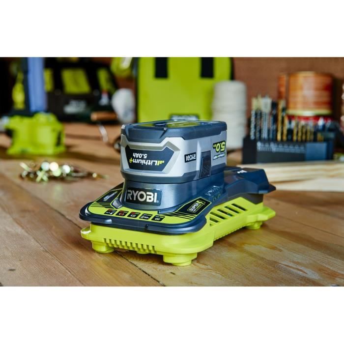 Chargeur super rapide RYOBI 18V One+ Lithium-ion RC18150
