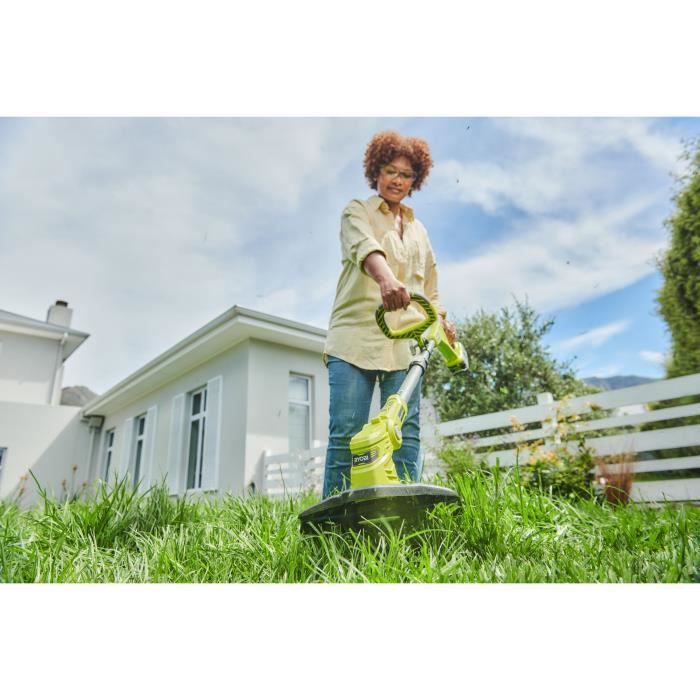 RYOBI - Coupe-bordures 18V ONE+ - Ř coupe 25-30 cm - tube télescopique - 1 batterie 2,5 Ah & chargeur + RAC155 OFFERT - RLT183225FPK