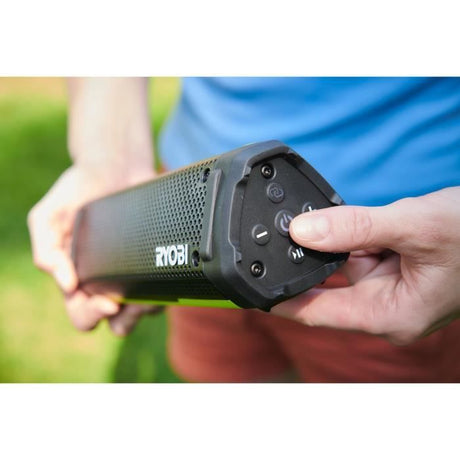 Enceinte Bluetooth - RYOBI - 4V - IP67 - Câble USB-C - 1 batterie 4V 2,0 Ah USB Lithium