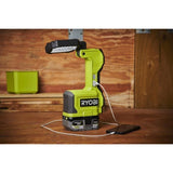 Lampe LED - RYOBI - 18V - pivotable - 1 500 / 700 / 200 Lumens - Ports USB-A et USB-C - Compatible RYOBI LINK et base magnétique