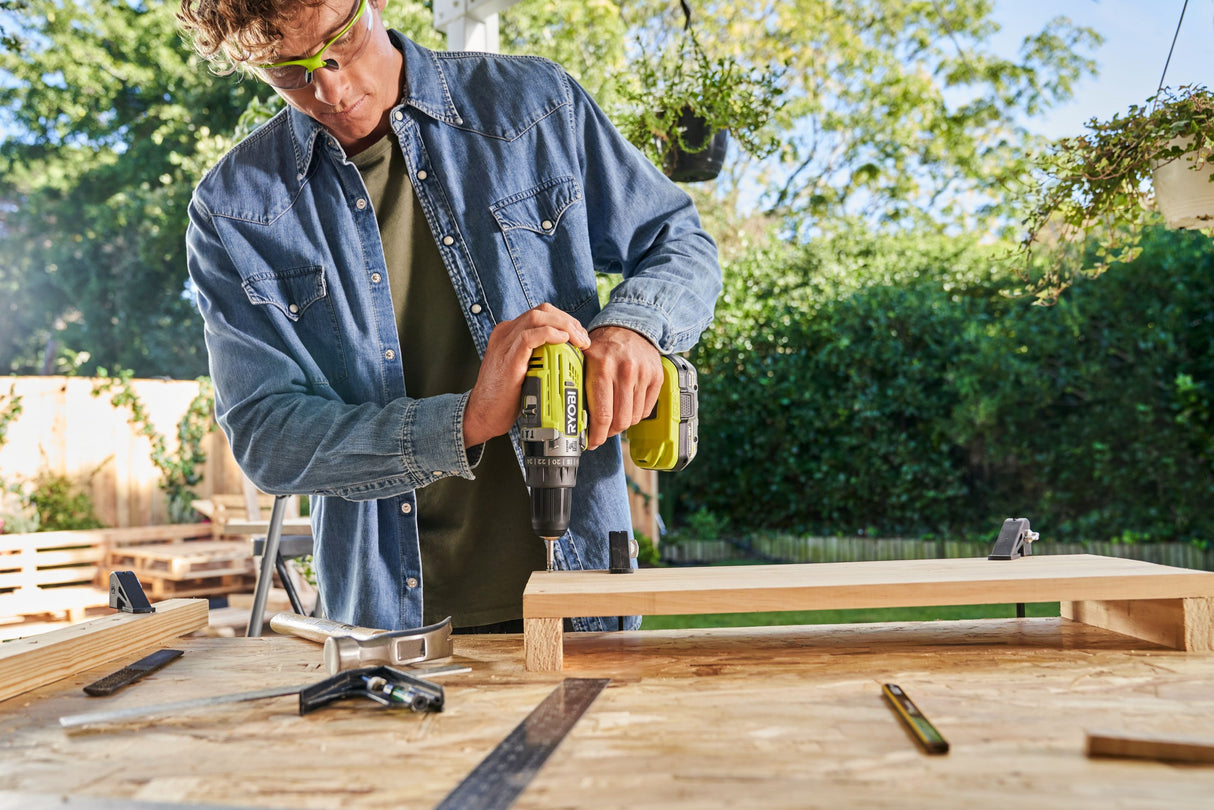 Pack 2 outils - RYOBI - 18V ONE+ - 1 perceuse-visseuse a percussion R18PD3 + 1 scie sauteuse R18JS - 1 batterie 18V 4,0 Ah chargeur
