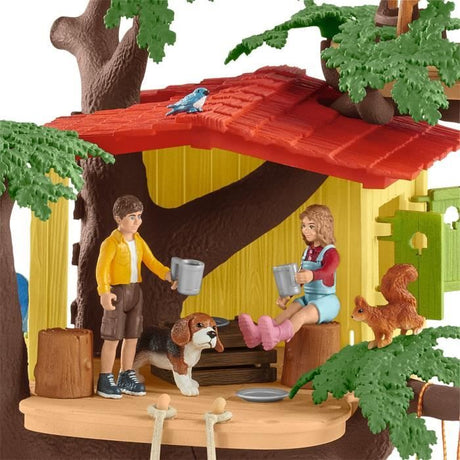 Cabane aventure dans les arbres, coffret de 60 pieces détaillées avec balançoire, 2 figurines d'enfant et figurines d'animaux,