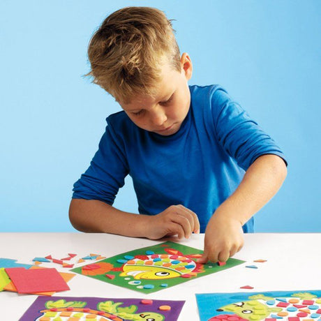 J'apprends la mosaique - SES CREATIVE - Hobby 3 - 6 - Formes en mousse autocollantes - 4 cartes préimprimées - Age : 3+