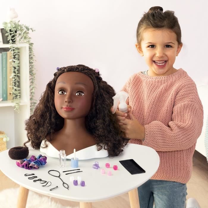 Smoby - Tete a coiffer cheveux afro - Facile a coiffer - 23 accessoires réalistes - Levres thermosensibles - Trappe de rangement