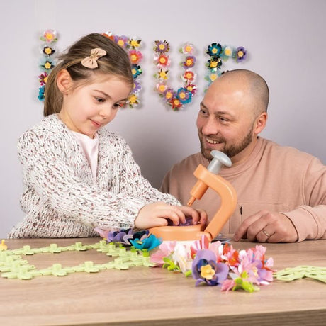 Smoby - Loisirs créatif - Set de création fleurs objets décoratifs - 200 accessoires - Fabriqué en France