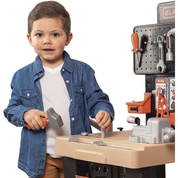SMOBY - Black and Decker - Mega center - 3 parties : mécanique, plomberie, menuiserie - Nombreux accessoires - Fabrication française