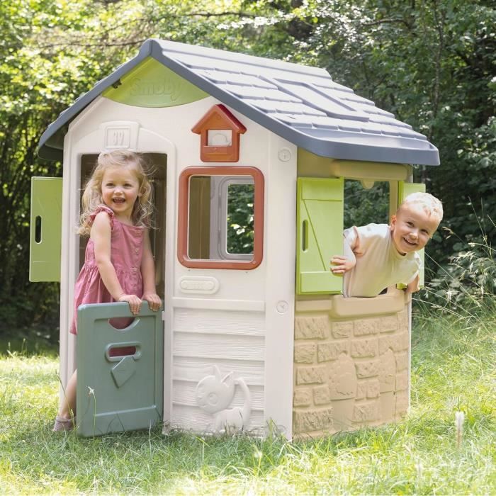 SMOBY Life - Maison Jura Lodge - Portillons a l'avant et a l'arriere - Mangeoire a oiseaux - Anti-UV - Matiere Recyclée - Des 2 ans
