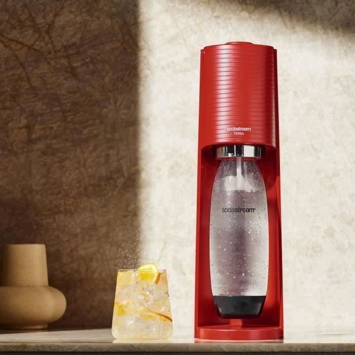 Machine a soda et eau pétillante SODASTREAM - TERRA Rouge - 1 bouteille compatible lave-vaisselle - 1 recharge de gaz 60L
