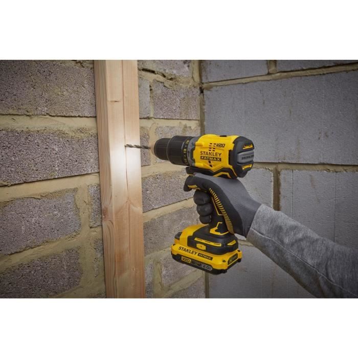 Perceuse visseuse a percussion sans fil - 18V - STANLEY FATMAX V20 - SFMCD715D2K-QW - Brushless - 60Nm - 2 batteries 2 Ah + chargeur