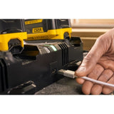 Double chargeur 18V 4A - STANLEY FATMAX - Compatible avec toutes les batteries de la Gamme V20 - SFMCB24-QW