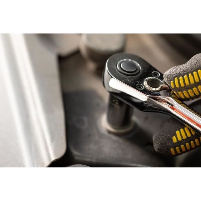 Jeu de cliquet et douilles STANLEY - Cliquet 72 dents 1/4' + 10 douilles 12 pans de 5,5 a 14 mm