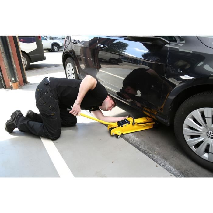 STANLEY - Cric 2 Tonnes - STMT81251-1 - Hauteur mini 85mm & hauteur maxi 381mm - Jaune