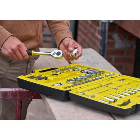 Coffret douilles 1/4 et 1/2 - STANLEY - FMMT82826-1 - cliquet et rallonge FATMAX - jeu de 81 pieces