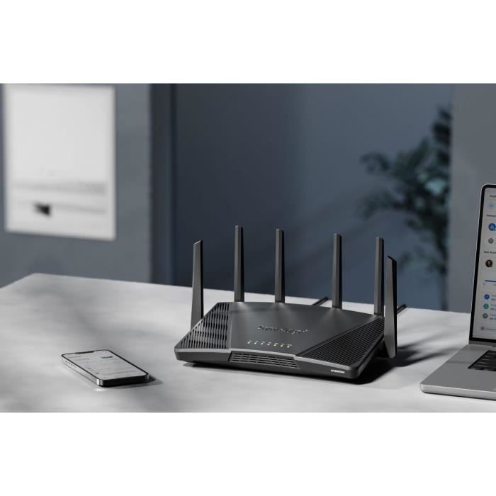 Routeur WiFi 6 Tri band jusqu'a 6,6 Gbit/s - SYNOLOGY - RT6600AX - 6 antennes - Blanc