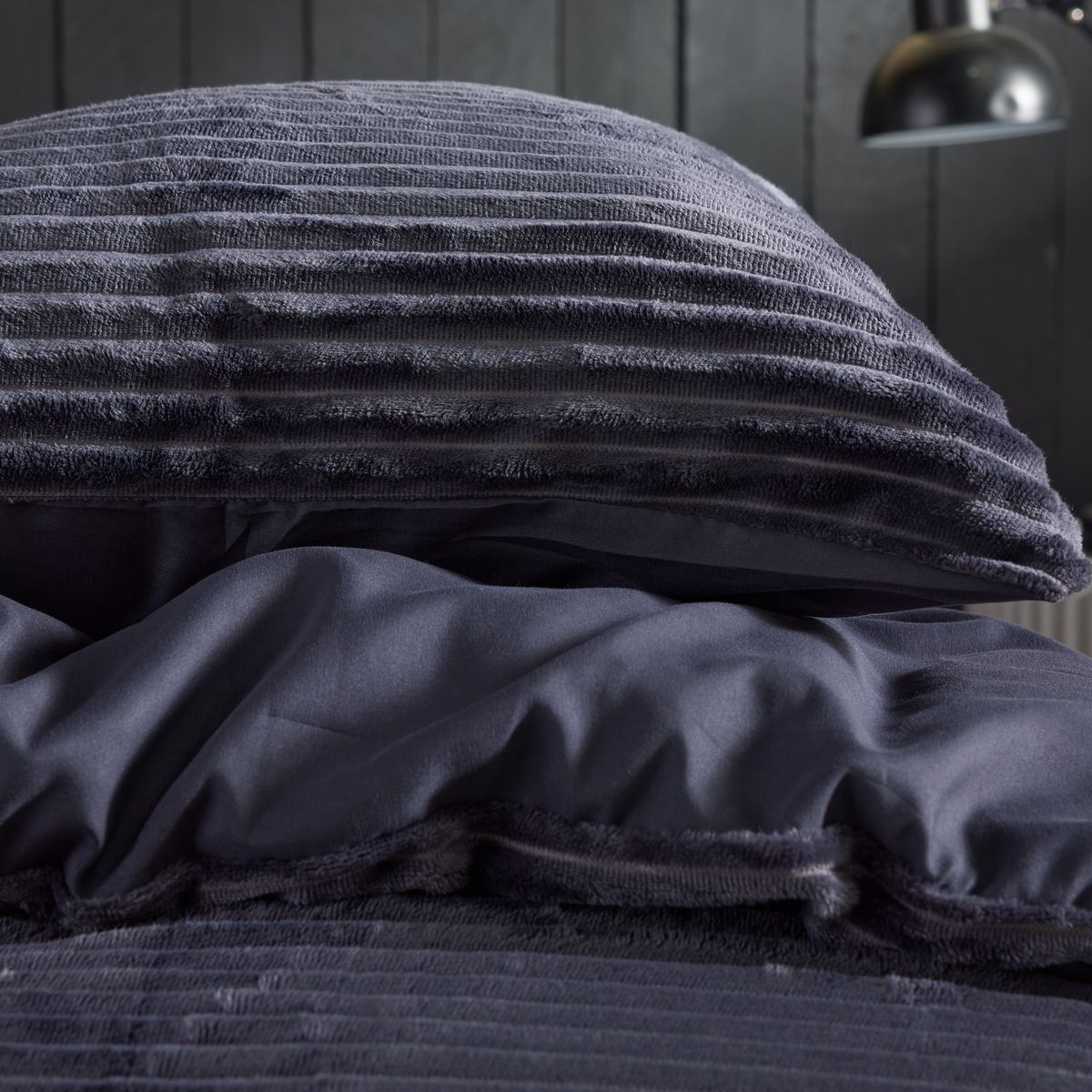 Parure de lit - TODAY - Cotelé - 2 personnes - 220 x 240 cm - Gris anthracite uni