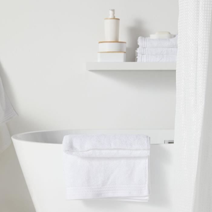 Rideau de douche gauffré - White - Polyester - 180 x 200 cm - 12 crochets - UTILITY - TODAY