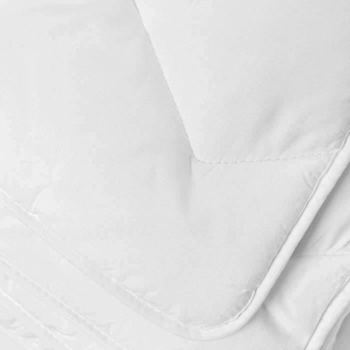 TOISON D'OR - Couette Bamboo tempérée (300g/m²) - 140x200cm - Chaleur tempérée - Viscose de bambou - 2 personnes - Blanc