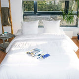 Couette microfibre anti-acariens/antibactérien - 240 x 220 cm - BLEU CALIN - Chaude - 400 g/m² - Blanc