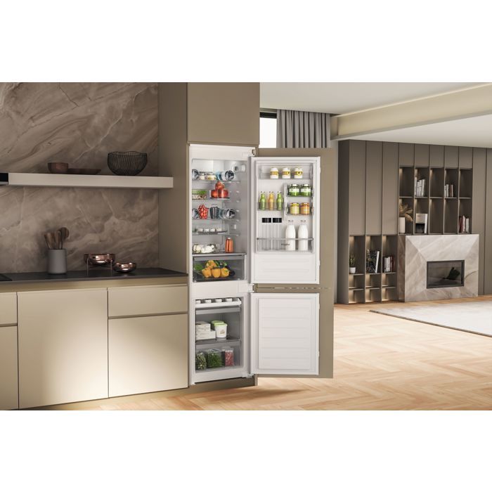 Réfrigérateur combiné - WHIRLPOOL - WHC18D011C2FR - 2 portes - Encastrable - 268 L - Classe D - 54 x 54,5 x 177 cm - Blanc