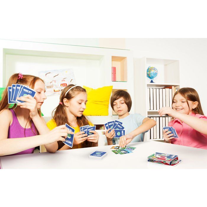 WHOT! World Football Stars - Jeu de société - WINNING MOVES - 2 a 6 joueurs - Des 5 ans