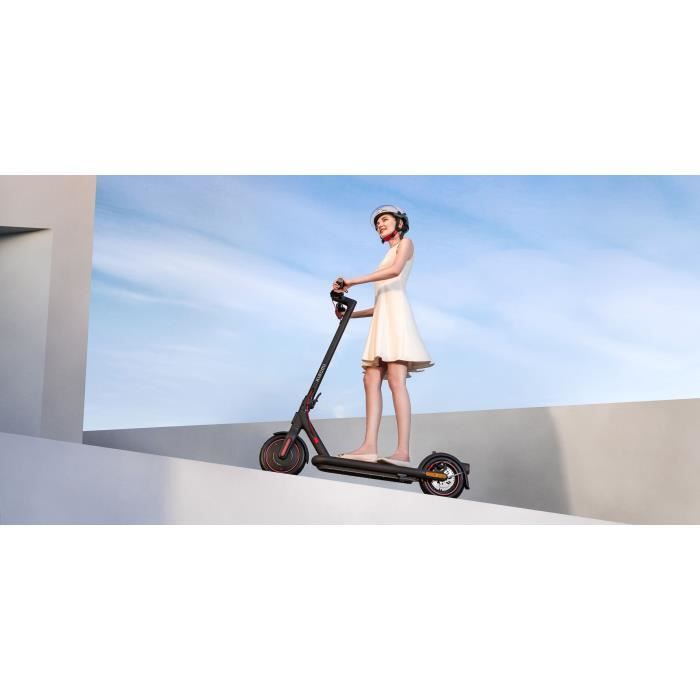 Trottinette Èlectrique XIAOMI Electric Scooter 4 Pro FR 700W 10