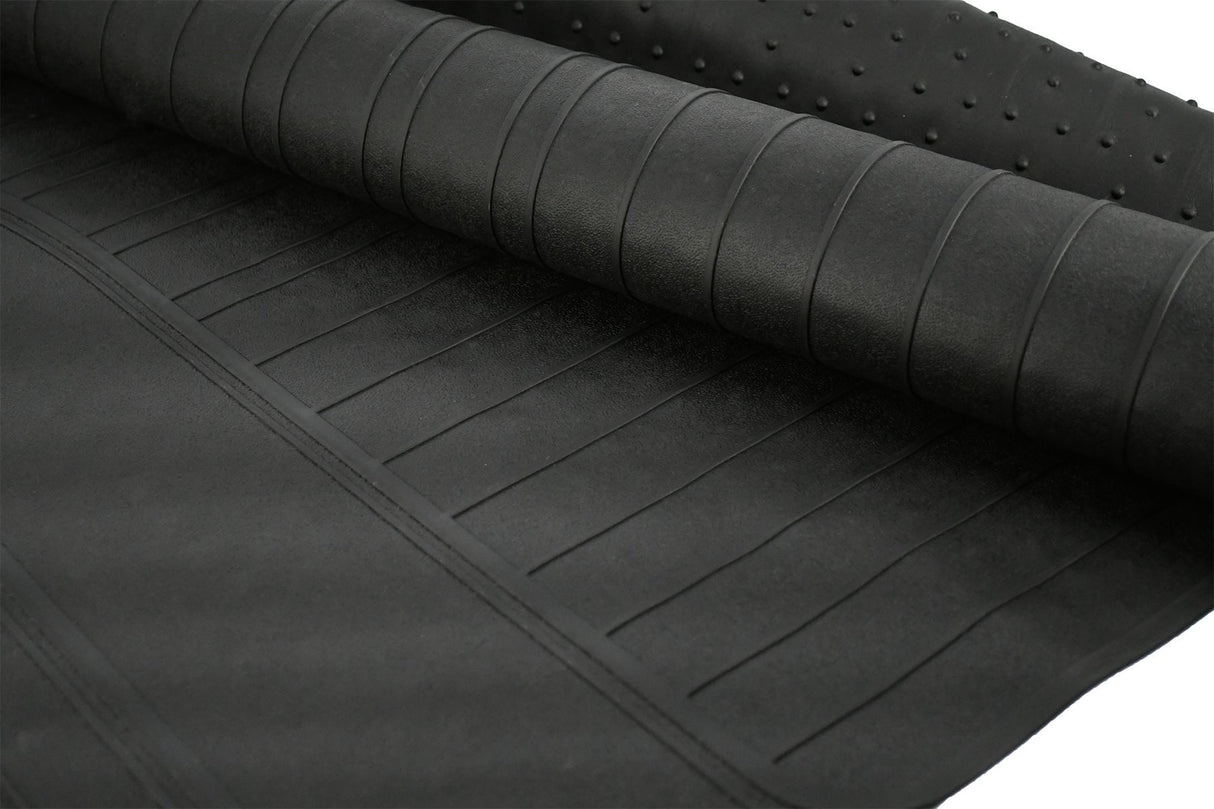 Tapis de coffre - XLCOVER - Taille XL (130 x 100 cm) - PVC - Étanche, imperméable et découpable