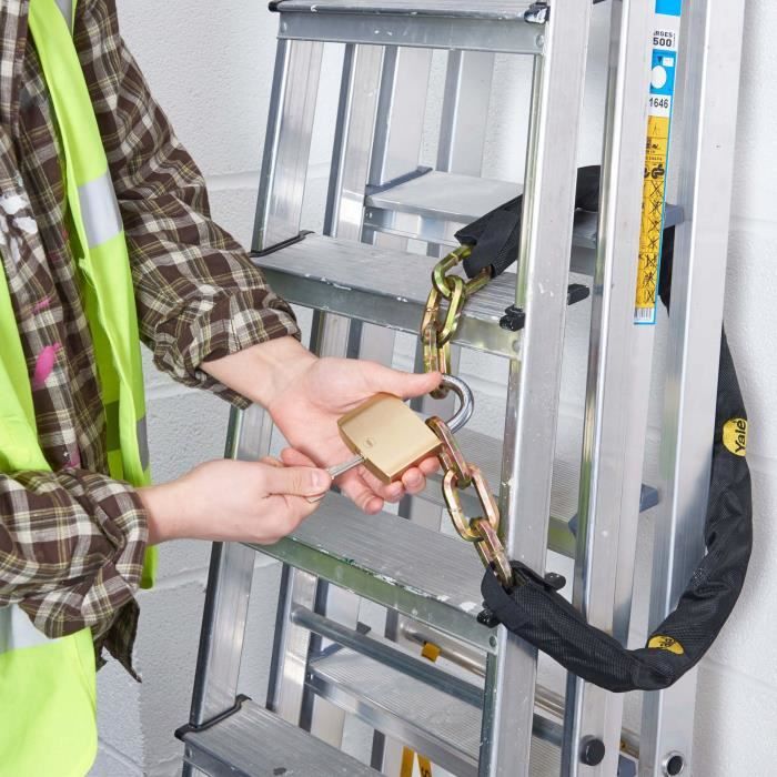 Cadenas laiton - YALE - Y110B/60/132/1 - 60 mm - Anse acier cÈmentÈ - 3 clÈs - Pour trappes d'acces, chaÓnes, Èchelles, portails