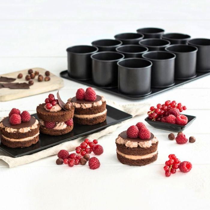 Plaque a pâtisserie mini gâteaux et spatule a glacer - ZENKER - Black Metallic