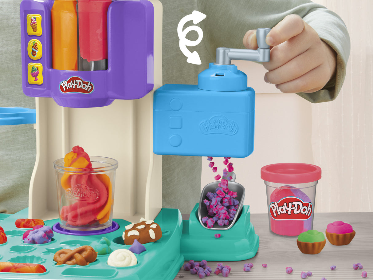PlayDoh Mes Glaces Arc-en-Ciel, Pâte a modeler, Machine a Creme Glacée factice, 5 pots de 56 g  et accessoires, des 3 ans