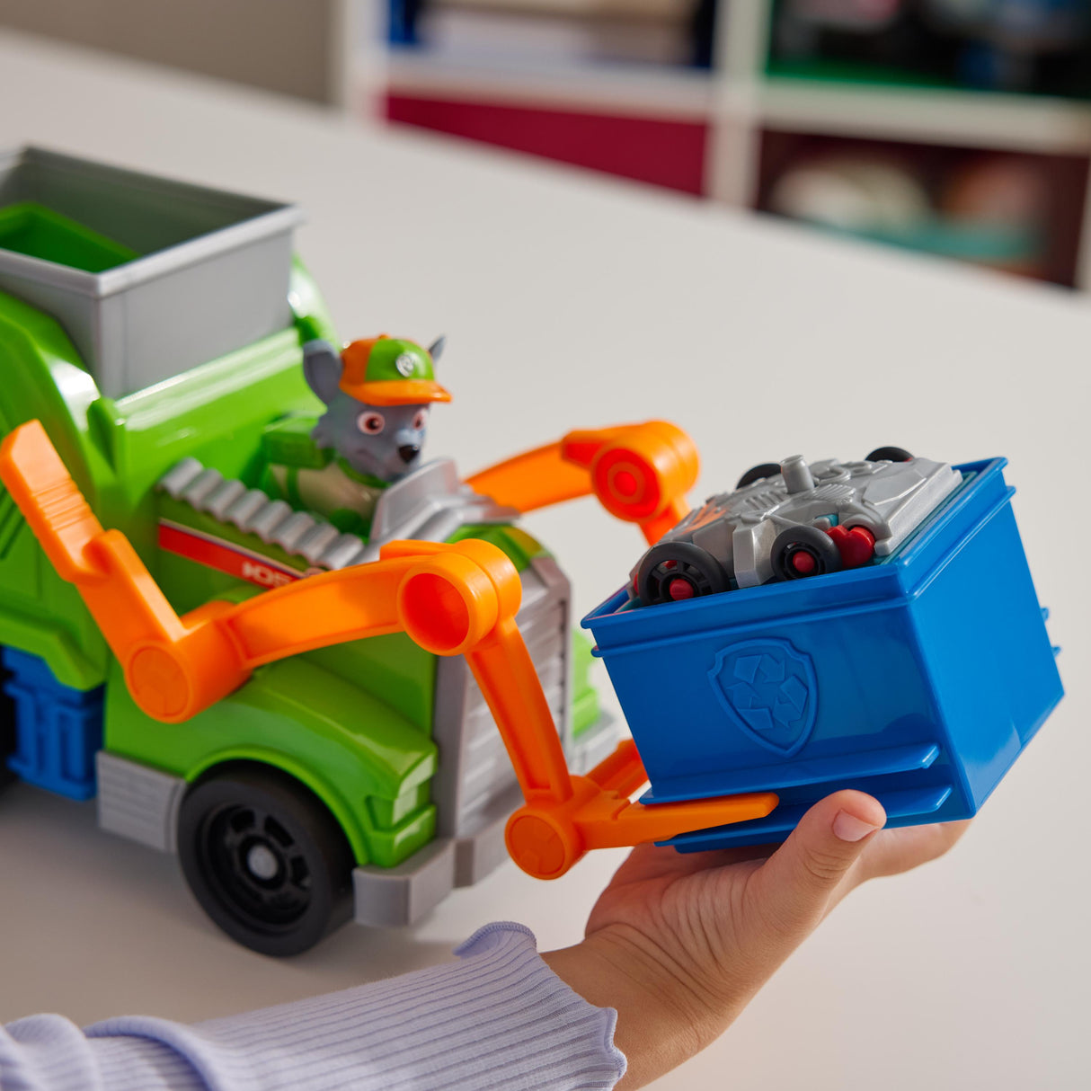 SPIN MASTER CAMION CRUSH 'N' ROLL ROCKY La Pat' Patrouille