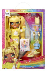 Junior High Pyjama Party - Poupée mannequin articulée 22 cm - Sunny (Jaune) - Nombreux accessoires - a partir de 4 ans
