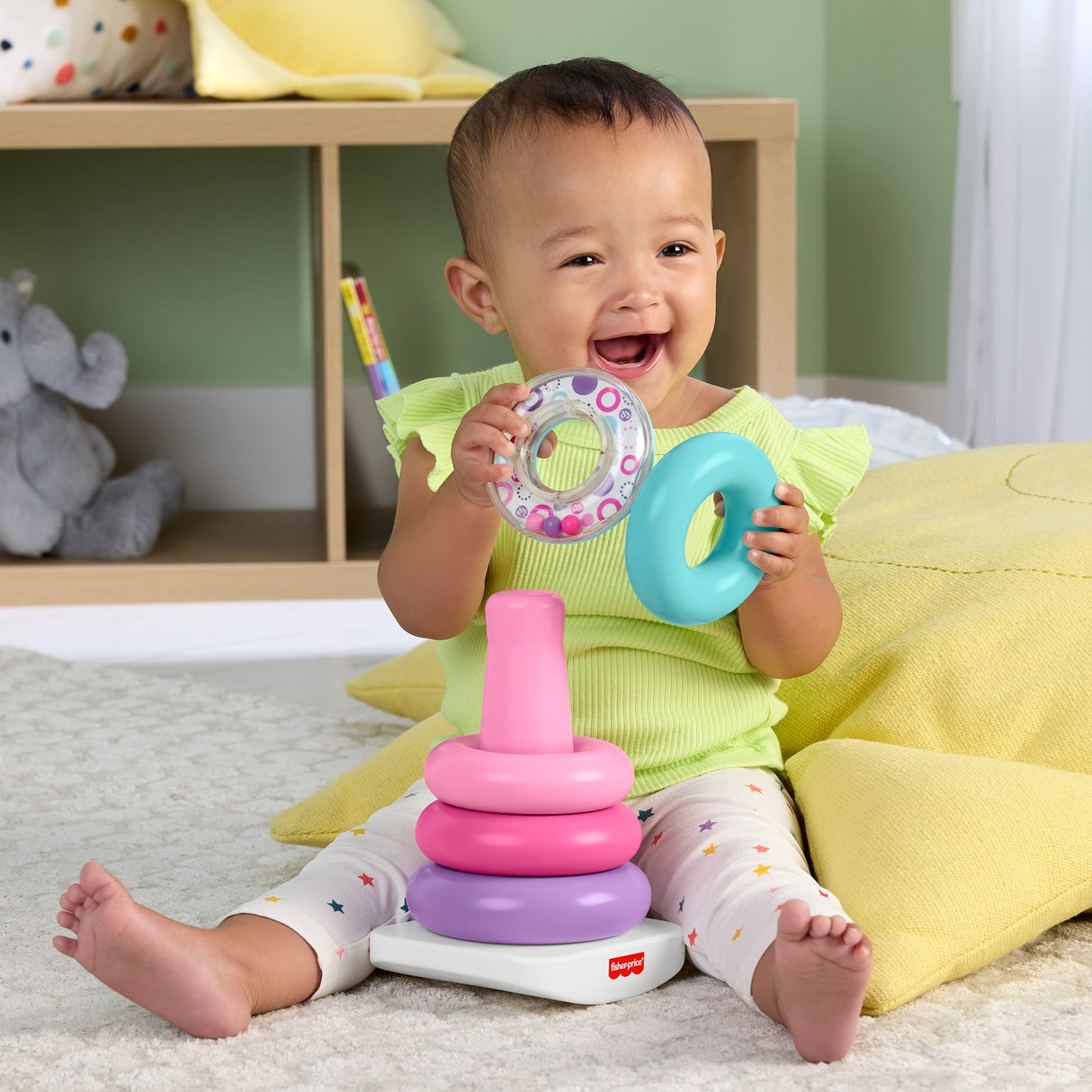 Fisher-Price - Pyramide Arc-en-ciel - Jouet d'éveil a empiler pour bébés - Fisher-Price - JGP94