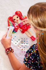 Rainbow High - Poupée Mannequin Be Dazzling - Vivienne Rouge - 28 cm - Pierres précieuses scintillantes et accessoires inclus