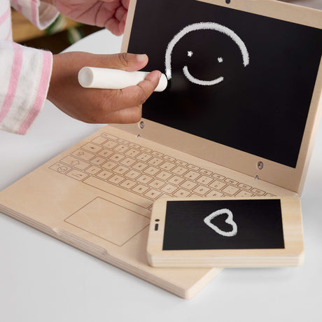 FISHER-PRICE Set de télétravail en Bois, 9 éléments avec ordinateur portable et téléphone en bois HXV11